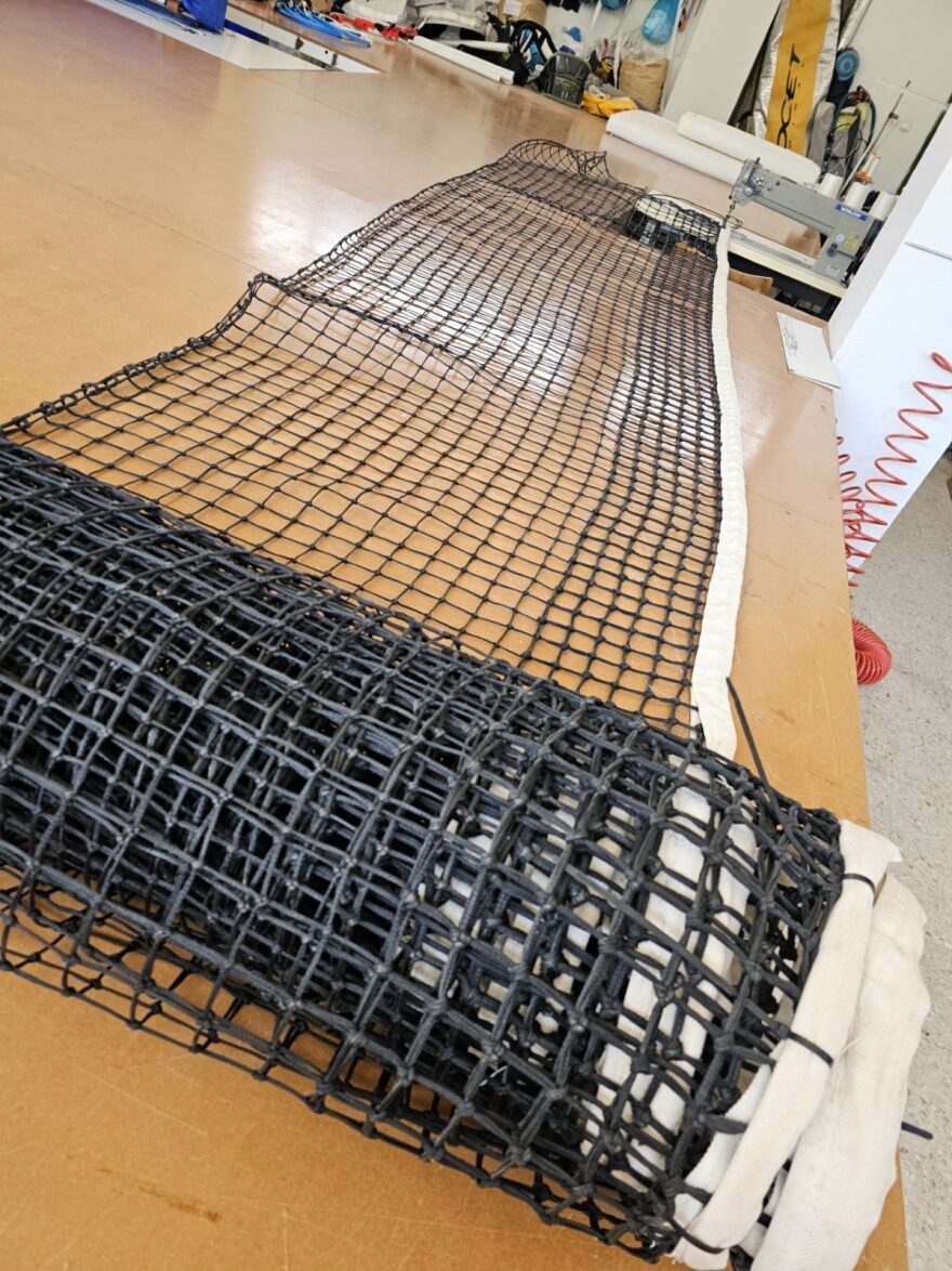 Custom tennis net
